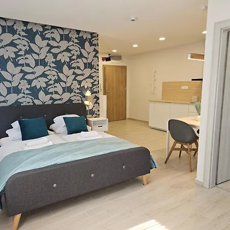 Nature Spring Deluxe Apartmants *