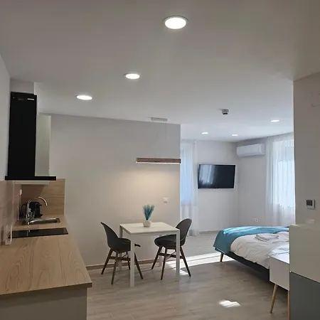 Nature Spring Deluxe Apartmants Залакарош